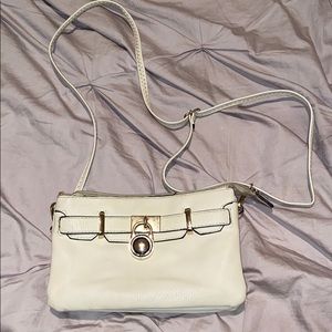 Cream purse